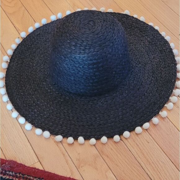 MARCUS ADLER RAFFIA BLACK HAT WITH WHITE POM POMS - Picture 1 of 6